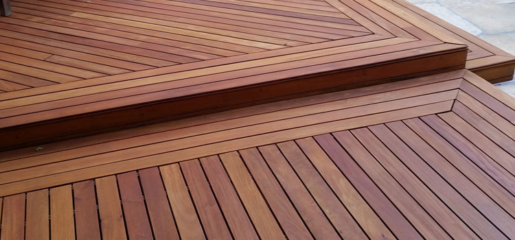 Redwood Decking Material in Signal Hill, CA